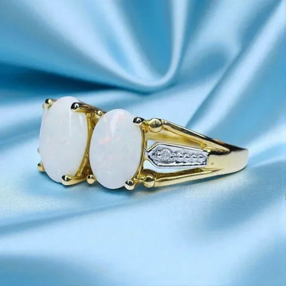 VINTAGE- 10K Gold -Natural Australian White Opal & Diamond Ring -Size 7 -2g - Picture 10 of 16